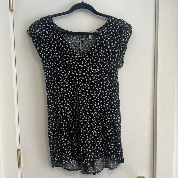 Floral Romper - Picture 1 of 3